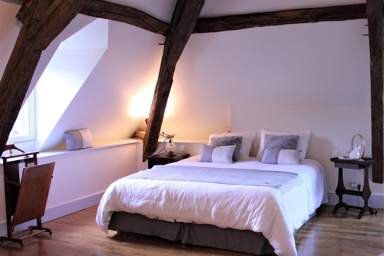 Chambre D'Hotes "Au Bord De Loire" La Marche Rom bilde