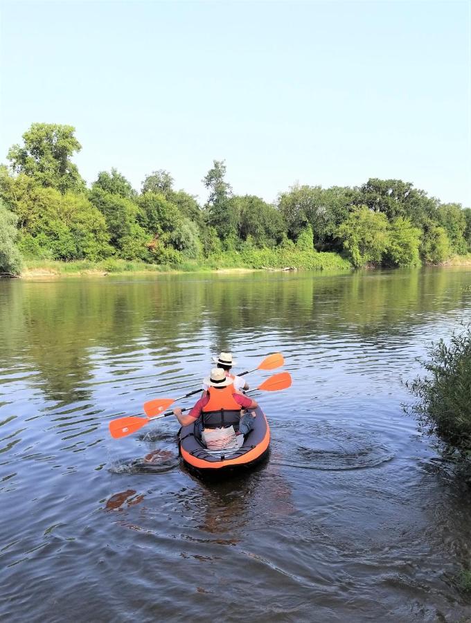 Chambre D'Hotes "Au Bord De Loire" La Marche Eksteriør bilde